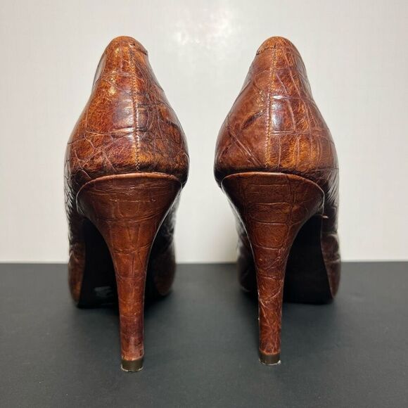 Womens ISOLA Cognac Brown Crocodile Print Pump Heels / Size 9.5 - Picture 4 of 8